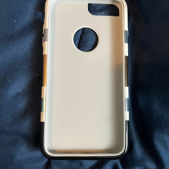 iPhone 7plus cases!! - Picture 5 of 11